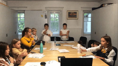 Sanatate-prin-arte-atelier-limbi-straine